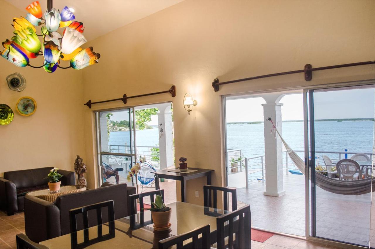 Casa Sol Y Luna Bacalar Bed & Breakfast Eksteriør bilde
